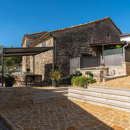 Casa Olika By Briskva