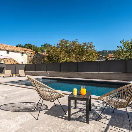 Casa Olika By Briskva Willa